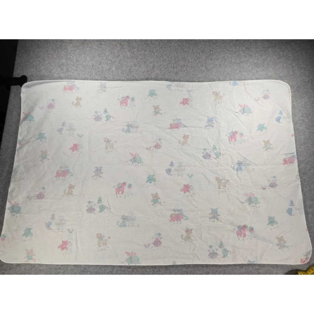Vintage 90s Baby Receiving Blanket Swaddle Animals Dolls Pastel‎ Print 41x26